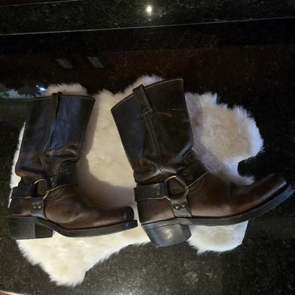 Frye Brown Leather Harness Boots 12R Size 9 Motercycle Boho Western Cowgirl - Picture 4 of 16